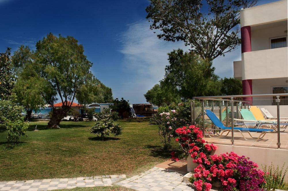 Thodorou Villa Agia Marina 외부 사진